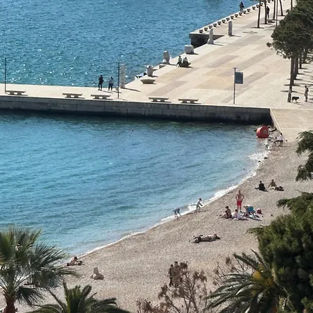 Jt Sea View * Sarandë